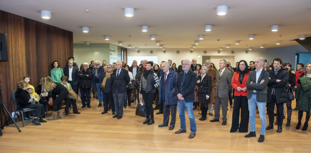 Plomada de Oro 441881