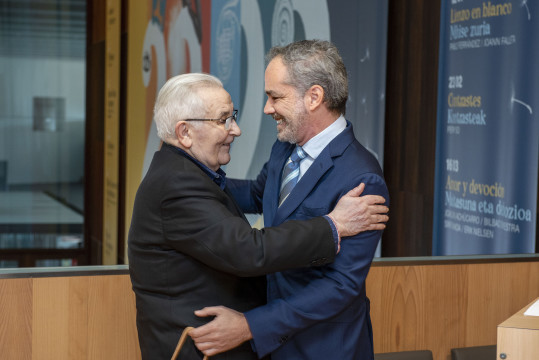 Plomada de Oro 441892